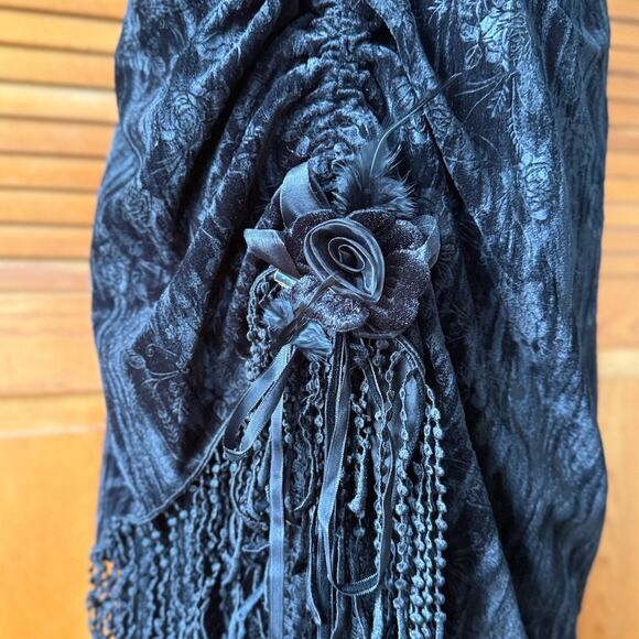 Devil Fashion Gothic Victorian High Waist Rose Velvet Aristocrat Skirt - Picture 9 of 17